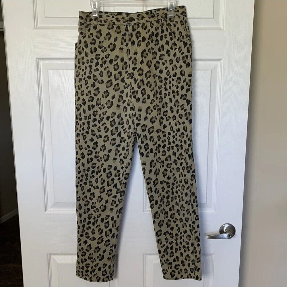Stylish Leopard Print High Rise Jeans